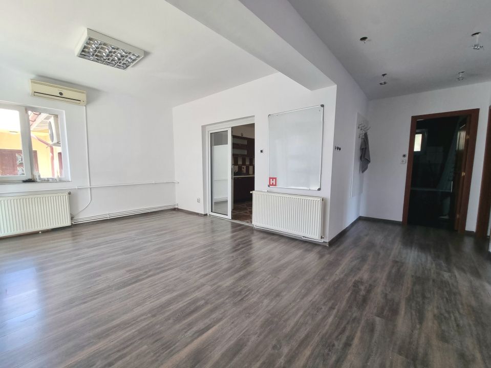 Spatiu de birouri cu 3 locuri de parcare, cartier Intre Lacuri – fotografia 5 din 11