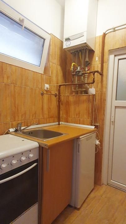 Garsoniera, Calea Calarasilor, Parter Inalt, Centrala Termica, boxa la subsol – fotografia 8 din 10