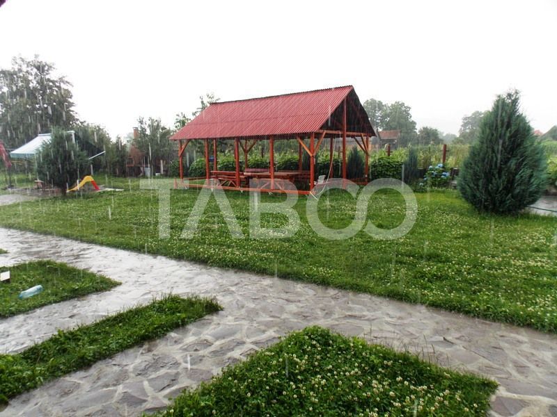 Pensiune de vanzare 13 camere si teren 3000 mp la cheie Comision 0% – fotografia 18 din 53