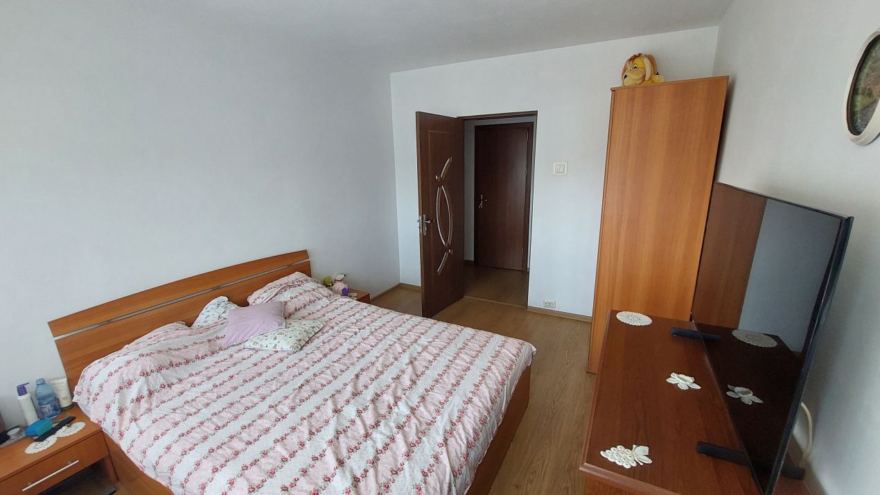 Apartament 3 camere, decomandat, 71 mp, Brazda, zona Simplon – fotografia 2 din 8