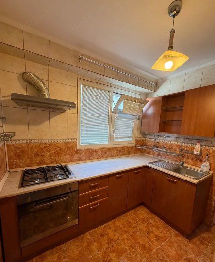 2 Camere de inchiriat | Cotroceni | Metrou | Mobilat – fotografia 4 din 9