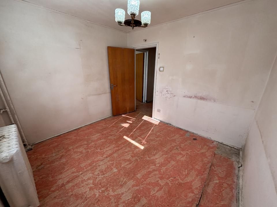 2 Camere - Teiul Doamnei - Bloc Reabilitat - Credit sau Cash – fotografia 6 din 14