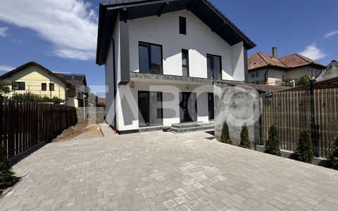 Casa spatioasa cu 4 camere si 3 bai de vanzare 254mp Turnisor