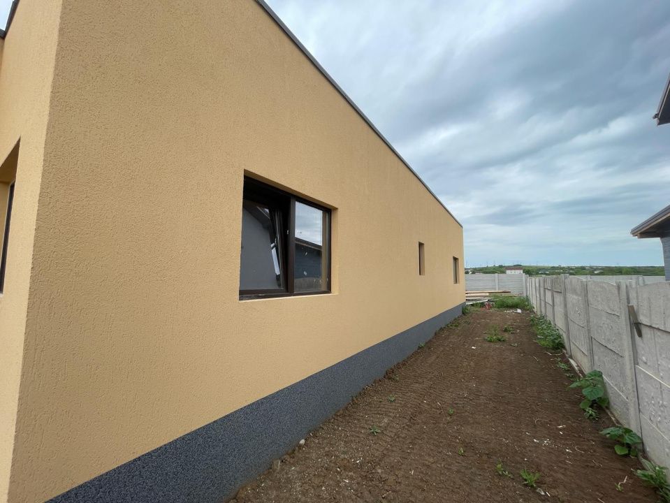 Casă semifinisată parter cu teren de 400mp în apropiere de Centura Craiova Nord – fotografia 3 din 9