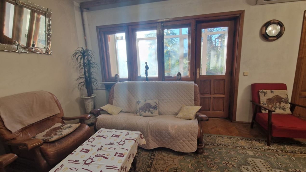 Casa cu 5 camere, 200mp, Centru – fotografia 3 din 25