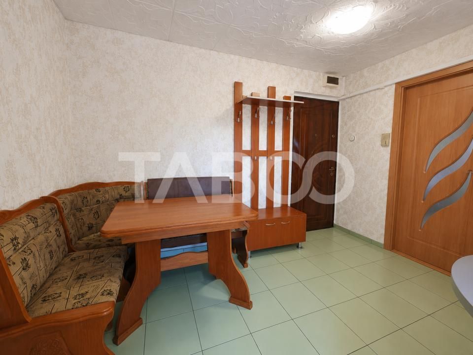 Apartament de vanzare cu 2 camere balcon  pivnita Vasile Aaron – fotografia 8 din 17