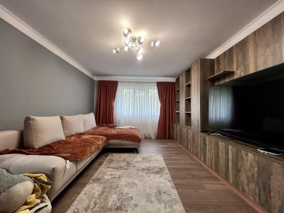 Apartament modern, 3 camere, 70 mp, mobilat, utilat - zona Dambovita – fotografia 2 din 12