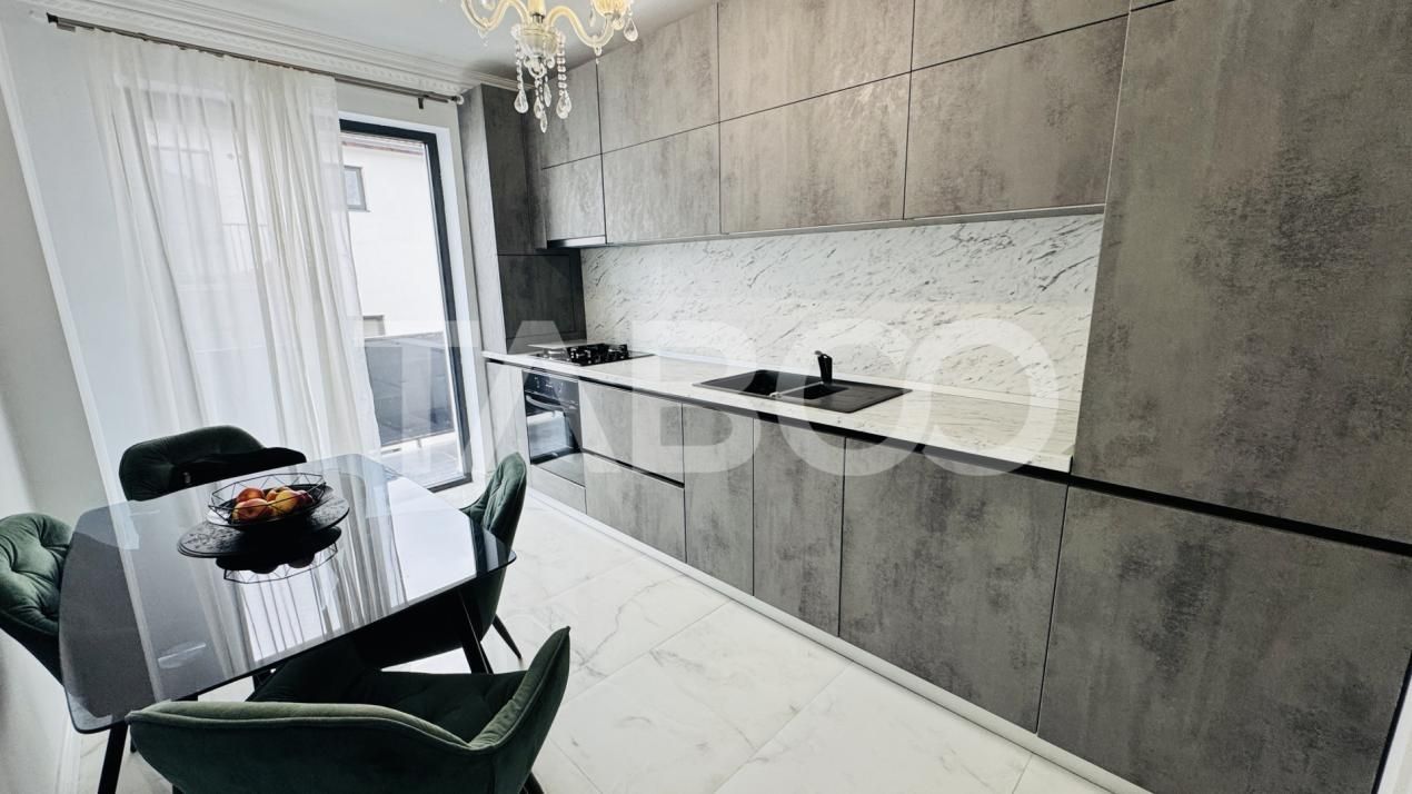 Apartament modern 3 camere 3 balcoane 2 bai 2 locuri parcare Selimbar – fotografia 12 din 13