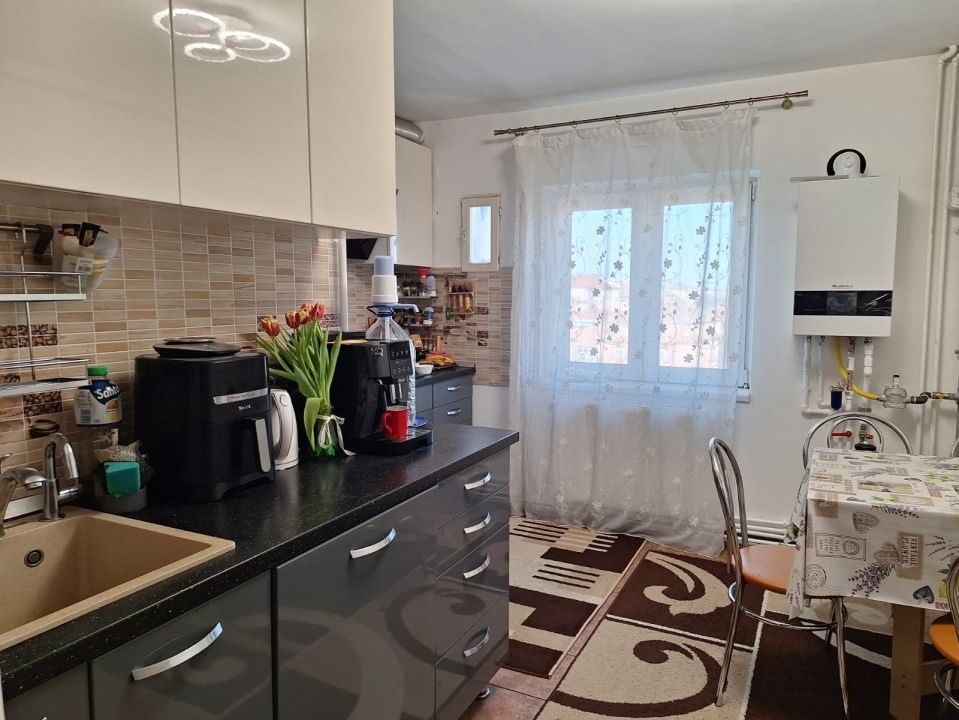 Apartament 4 camere, decomandat, 90 mp utili + 2 balcoane - Iulius Mall – fotografia 7 din 10