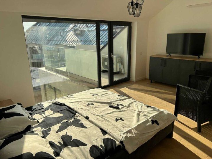 Duplex | 2 Camere de inchiriat | Unirii | Metrou | Centrala | – fotografia 1 din 8
