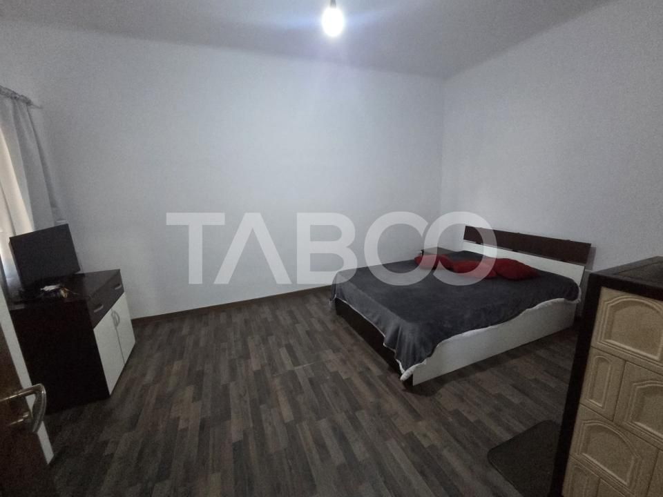 Casa 3 camere de vanzare in Voila 12km de Fagaras renovata 2026 – fotografia 4 din 13