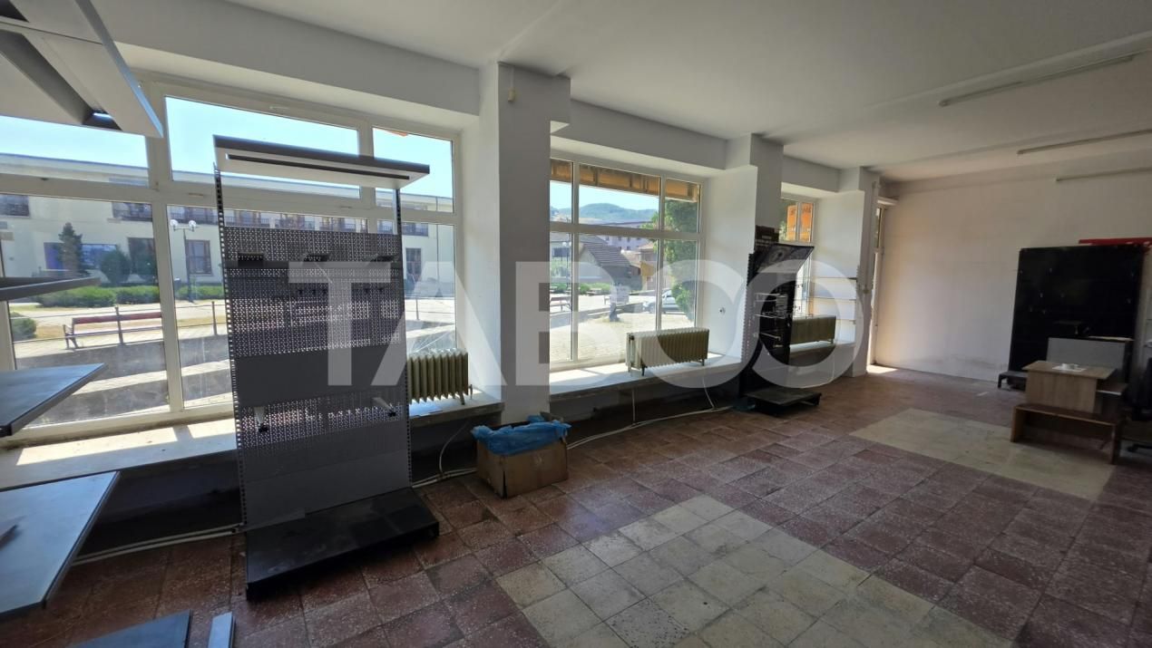 Spatiu comercial de vanzare in Cugir zona Primariei – fotografia 8 din 8