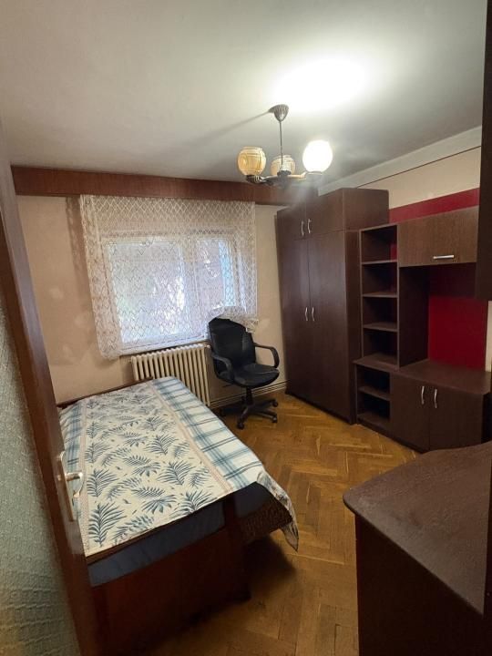 Apartament de vanzare 4 camere 75mp zona Manastur strada Brates – fotografia 5 din 10