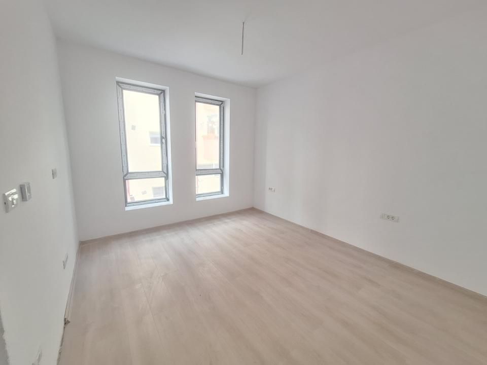 SAD nou, 50 mp utili, parter, balcon 12 mp - Giroc – fotografia 2 din 3
