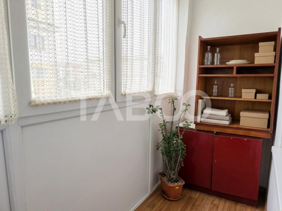 Apartament decomandat 2 camere etaj3 balcon pivnita Vasile Aaron Sibiu – fotografia 7 din 10