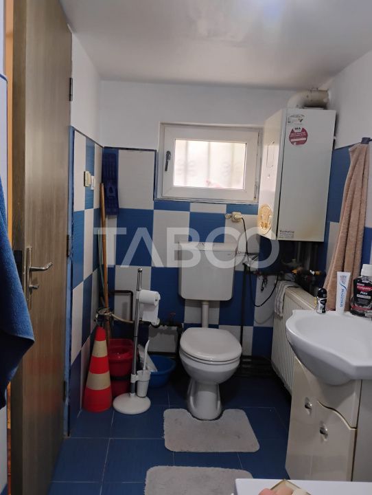 Casa de vanzare 2 camere front stradal 30m teren 1000mp in Seica Mare – fotografia 8 din 9
