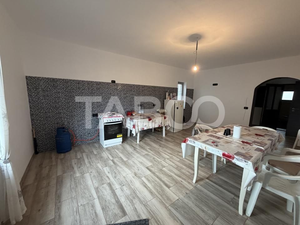Casa individuala 5 camere 3 bai garaj 497 m teren liber Sat Sercaia – fotografia 9 din 18