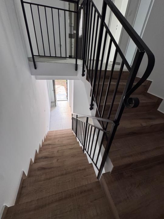 Vila tip duplex cu teren 100 mp, intersectie Profi Horpaz, la DJ, Capat CUG – fotografia 2 din 14