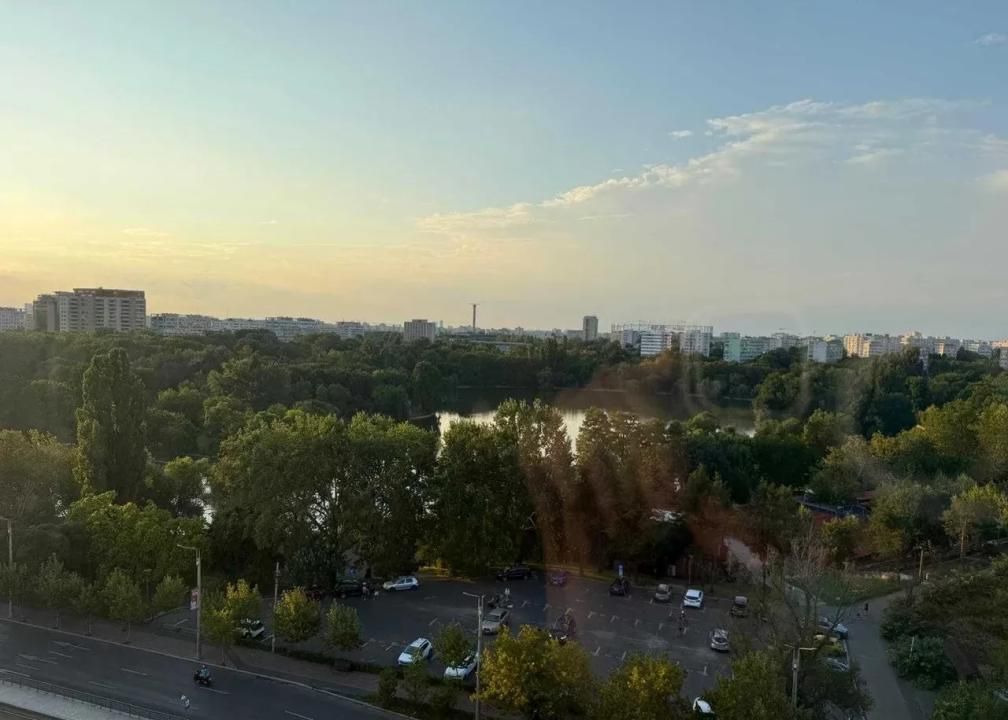 | 3 Camere | Et.10/10 | Balcon Panoramic | Metrou Titan | Recent Renovat – fotografia 12 din 12