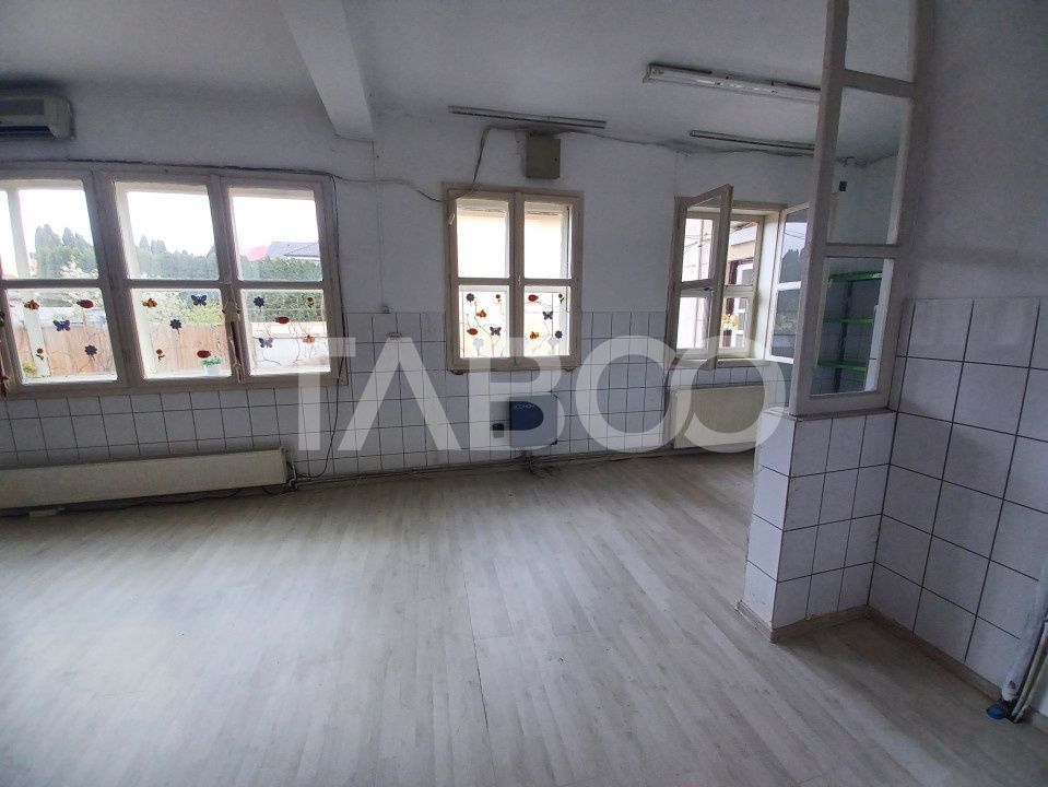 1200 mp teren cu casa individuala de  renovat in zona buna din Sibiu – fotografia 4 din 8