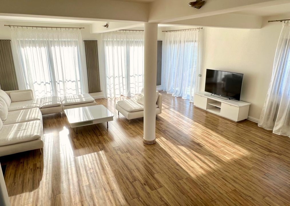 Penthouse cu garaj, 2 parcari si mansarda in Zorilor – fotografia 1 din 13