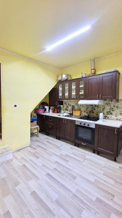 Casa în zona Andronache – 120 mp utili, 5 camere, curte liberă de 30 mp – fotografia 4 din 15