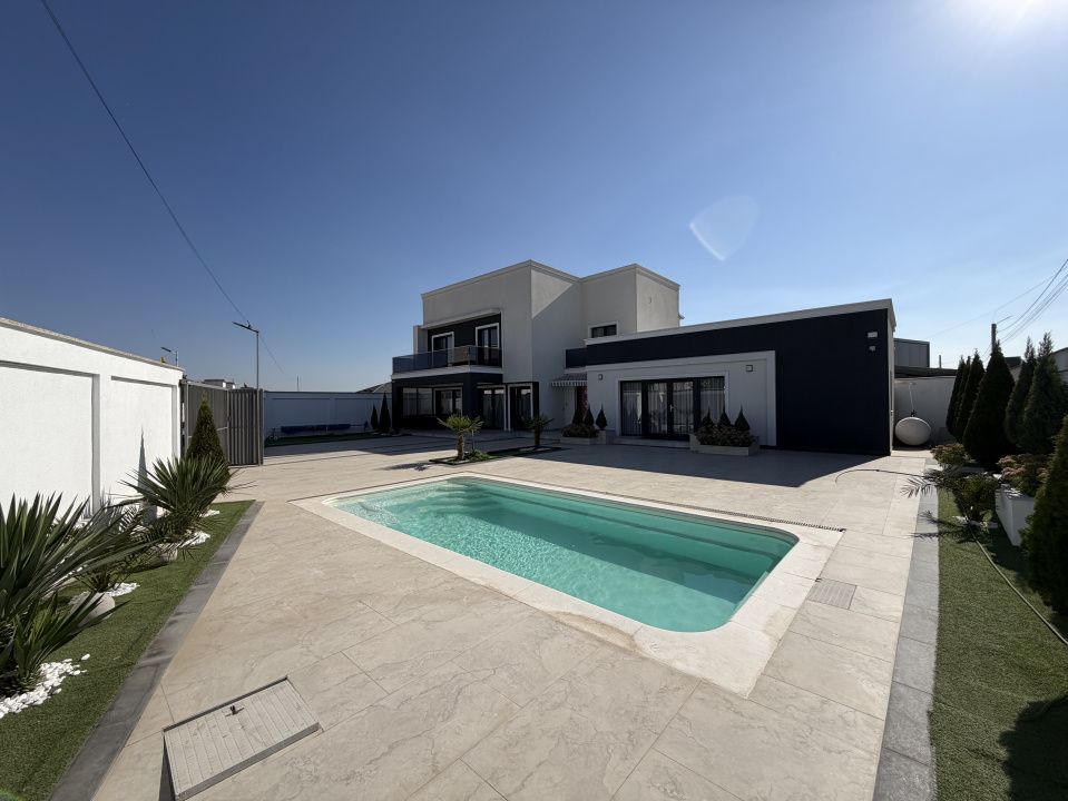 Casa P+1, 173mp utili, 558mp teren, zona Selgros – fotografia 1 din 20