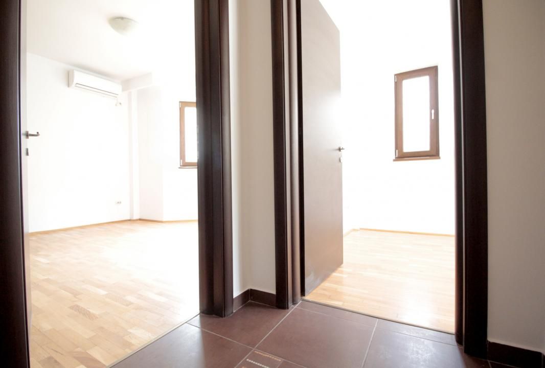 PRELUNGIREA GHENCEA-LIDL, APARTAMENT IN VILA 2010, CURTE 300 MP SI PARCARE! – fotografia 14 din 34