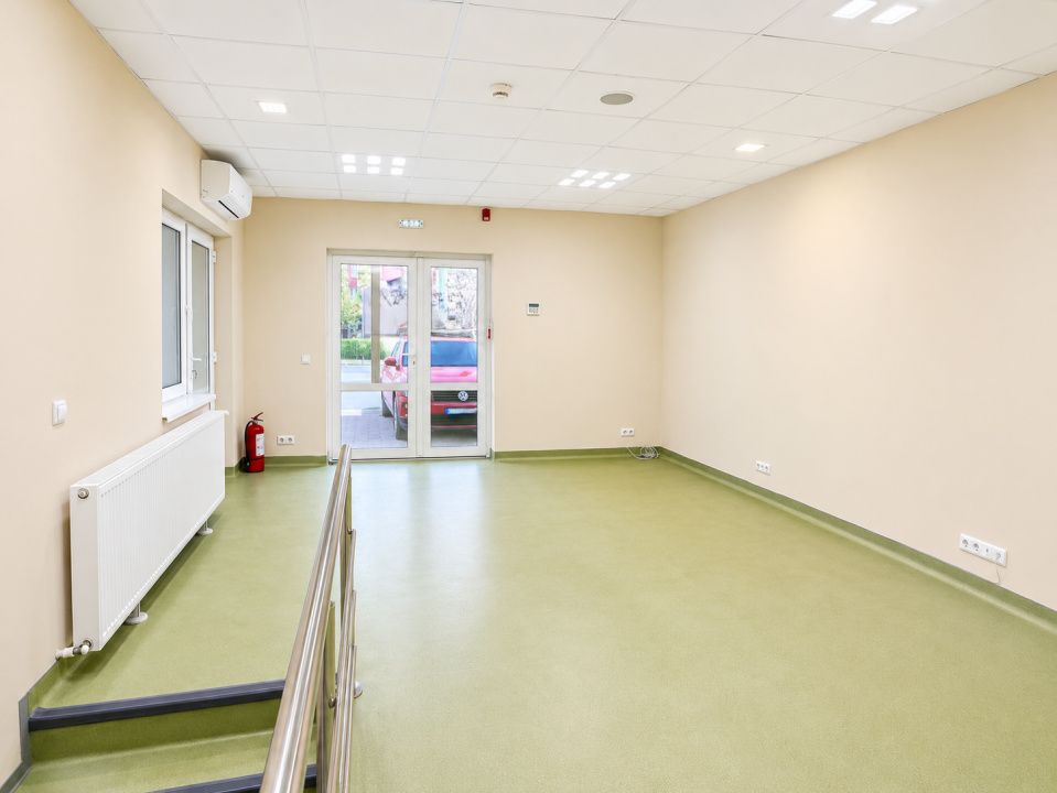 Spatiu comercial pretabil operator farmaceutic – Zona Alphaville Carpatilor – fotografia 1 din 11