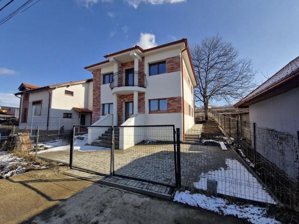 Casă individuală modernă în Dezmir, la doar 8 km de Cluj-Napoca – fotografia 1 din 11