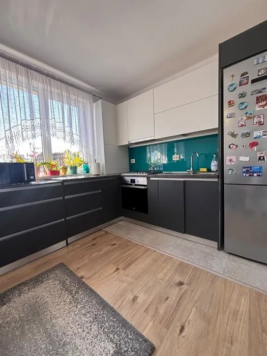 Apartament de vanzare 3 camere 58mp zona Floresti Teilor – fotografia 2 din 8