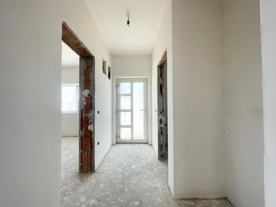 Duplex 3 camere mansardabil - Mosnita Noua – fotografia 9 din 11