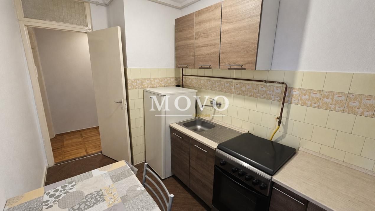 1 camera | Etaj 1 | Balcon | Zona excelenta | Investitie | – fotografia 3 din 8