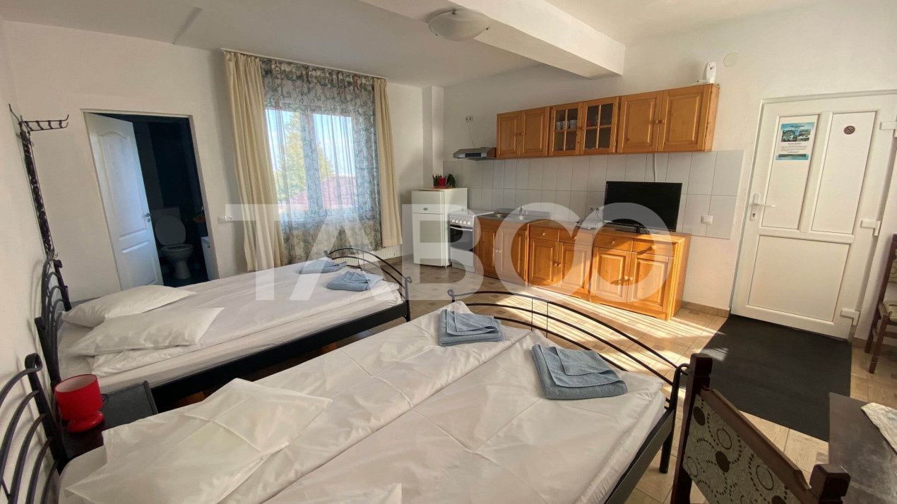 Pensiune de vanzare 10 camere 10 bai 343 mp utili Paltinis Sibiu – fotografia 14 din 19
