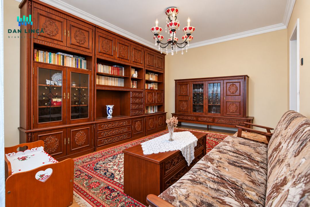 CENTRU – 4 CAMERE 90,60 MP – GARAJ – BOXĂ – COMISION 0% – fotografia 2 din 26