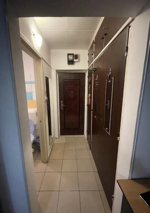 Garsoniera de vanzare | Basarabia | Metrou |  Bloc anvelopat | Mobilat – fotografia 9 din 13