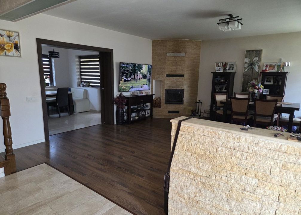 Casa 3 camere P+1 CETATE Alba Micesti Terasa 500 mp. Teren Asfalt Utilitati – fotografia 6 din 8