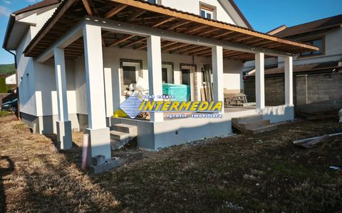 Casa Noua de vanzare Zona Alba-Micesti