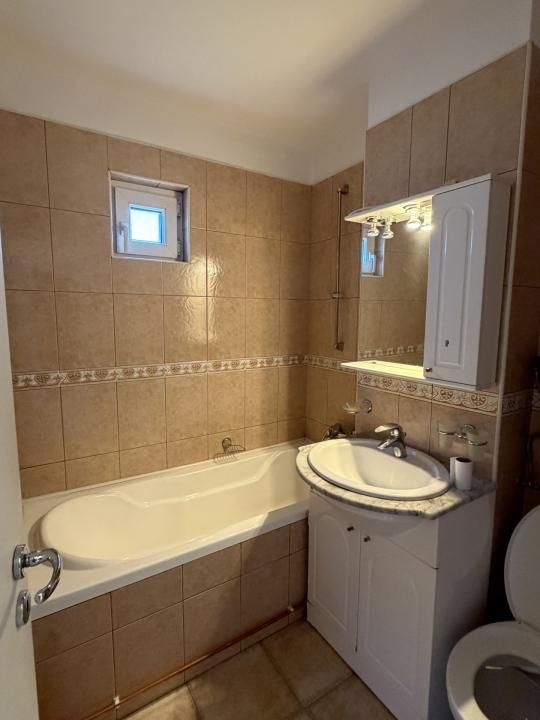 Apartament decomandat, 2 camere, 50 mp, centrală proprie | Kiriac – fotografia 5 din 6
