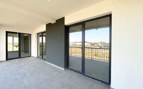 Apartament cu 3 camere, balcon 18mp - Mosnita Veche