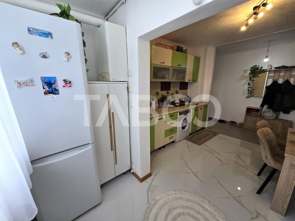 Apartament decomandat de vanzare mobilat pivnita Vasile Aaron Sibiu – fotografia 15 din 17