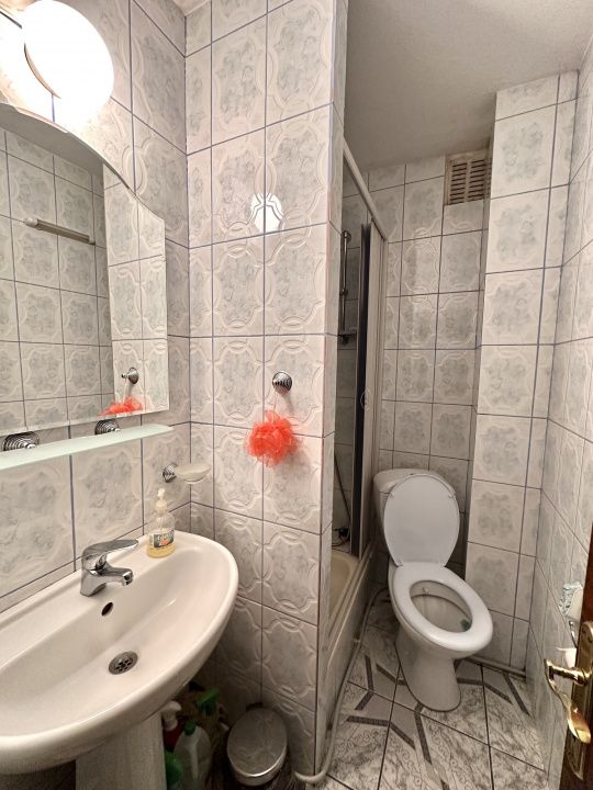 Vanzare Apartament 4 camere modificat in 3 CETATE M-uri vedere Parc 2 bai 2 balc – fotografia 10 din 17