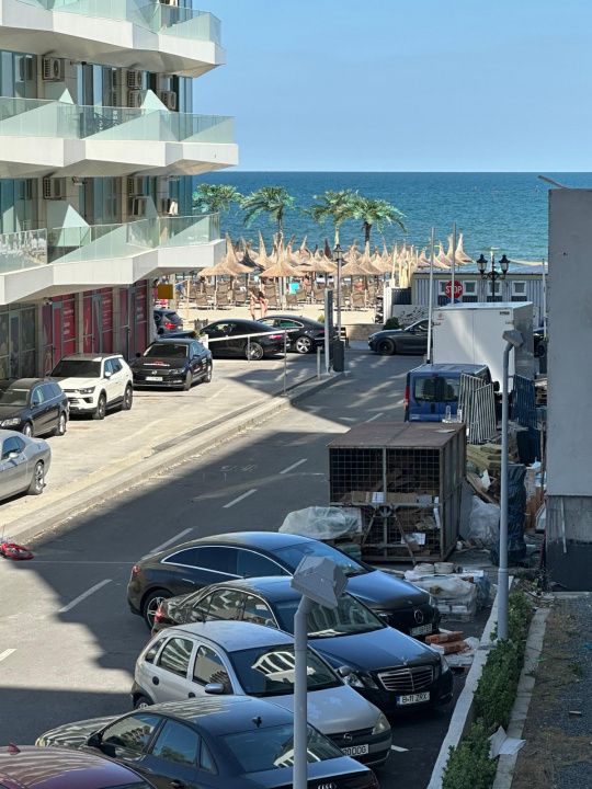Apartament 3 camere situat in zona Mamaia Nord, la 2 pasi de plaja – fotografia 1 din 20