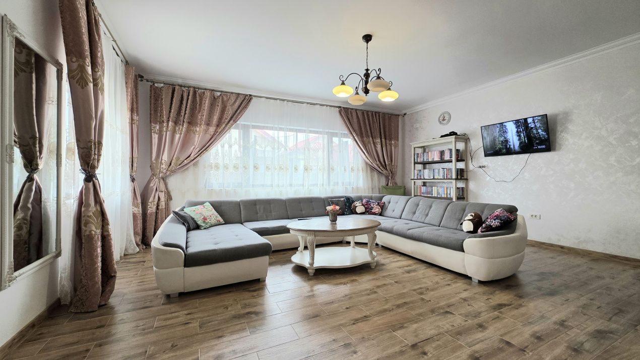 Vilă P+1 spațioasă – Năvodari, zona centrală – fotografia 5 din 29