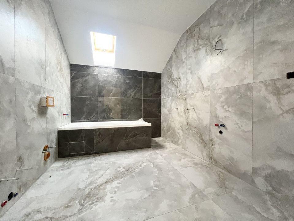 Duplex, 130mp utili, 250mp teren, 4 Camere, Constructie Noua -Giarmata – fotografia 14 din 17