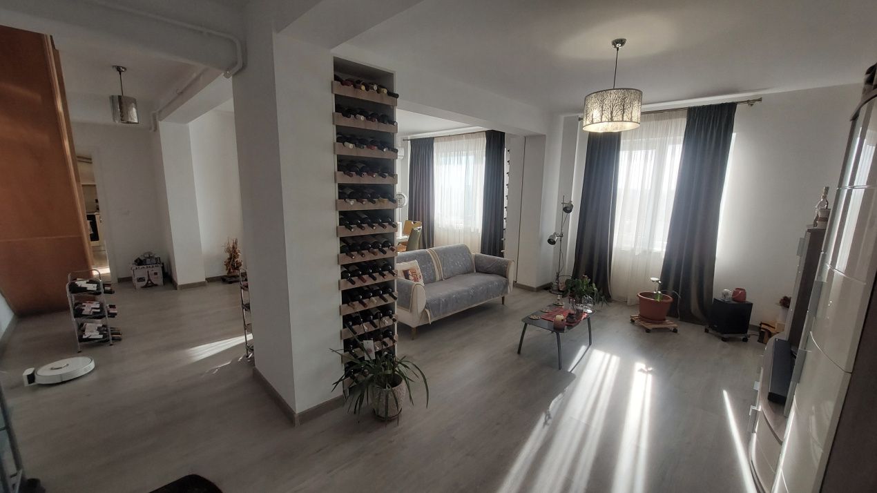Penthouse, pe doua nivele, 174 mp, Brazda zona Pedagogic – fotografia 2 din 14