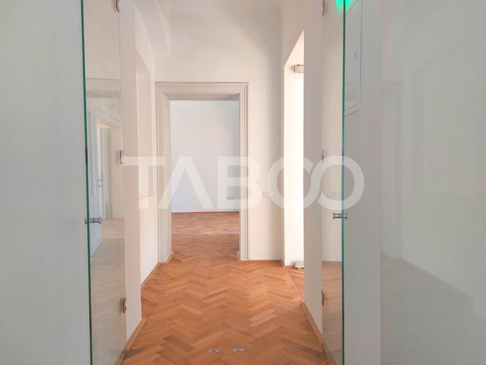 Casa istorica restaurata modernizata in totalitate zona Centrala Sibiu – fotografia 50 din 60
