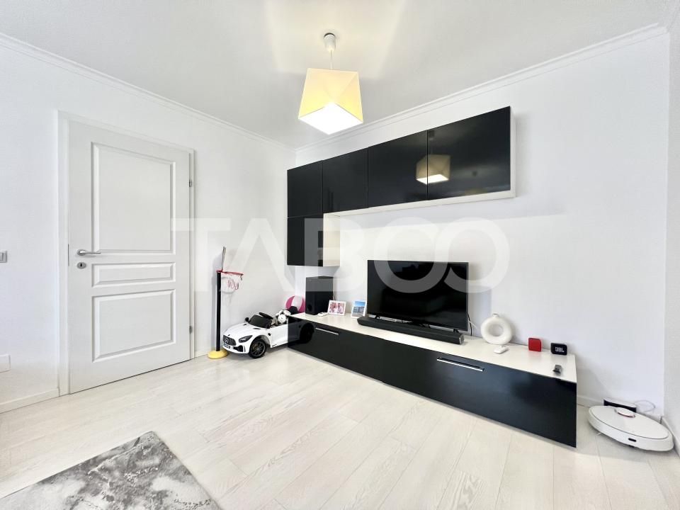 Apartament cu 3 camere 2 balcoane in Grigorescu izolat cu lift si boxa – fotografia 2 din 12