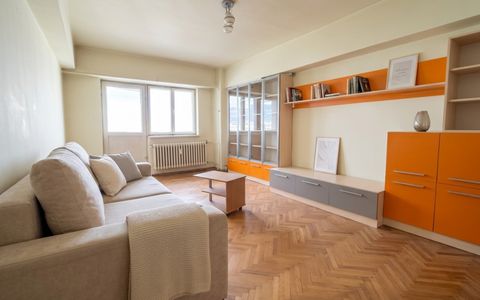 Apartament 3 camere, decomandat, 80 mp, Calea Bucuresti, zona McDonald's
