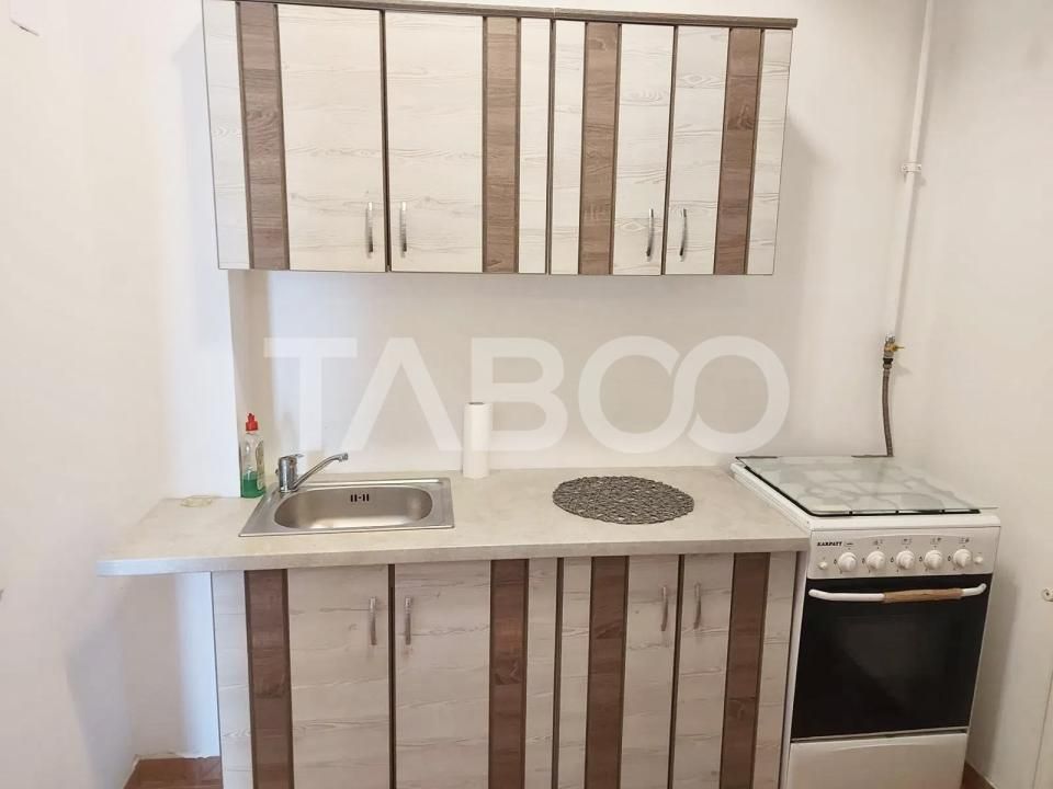Garsoniera de vanzare zona Semicentrala balcon si lift langa Gara – fotografia 3 din 5